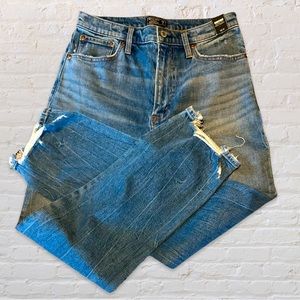 NWT Abercrombie & Fitch Zoe Natural Rise Ankle Straight Jeans | Women's 29/8